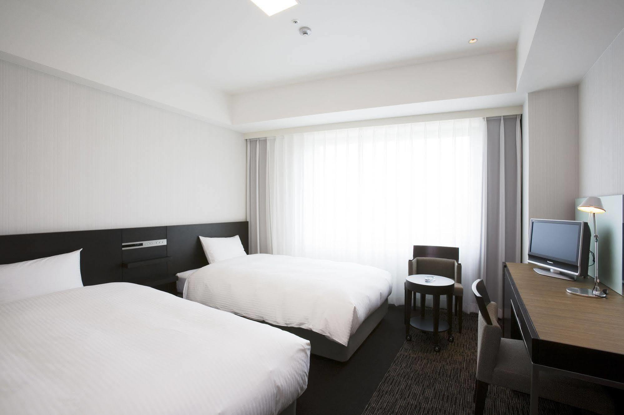 Hotel Leopalace Hakata Fukuoka  Exterior photo